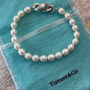 Valentines Sale: Vintage Tiffany & Co. Pearl Bracelet w/ Infinity Clasp